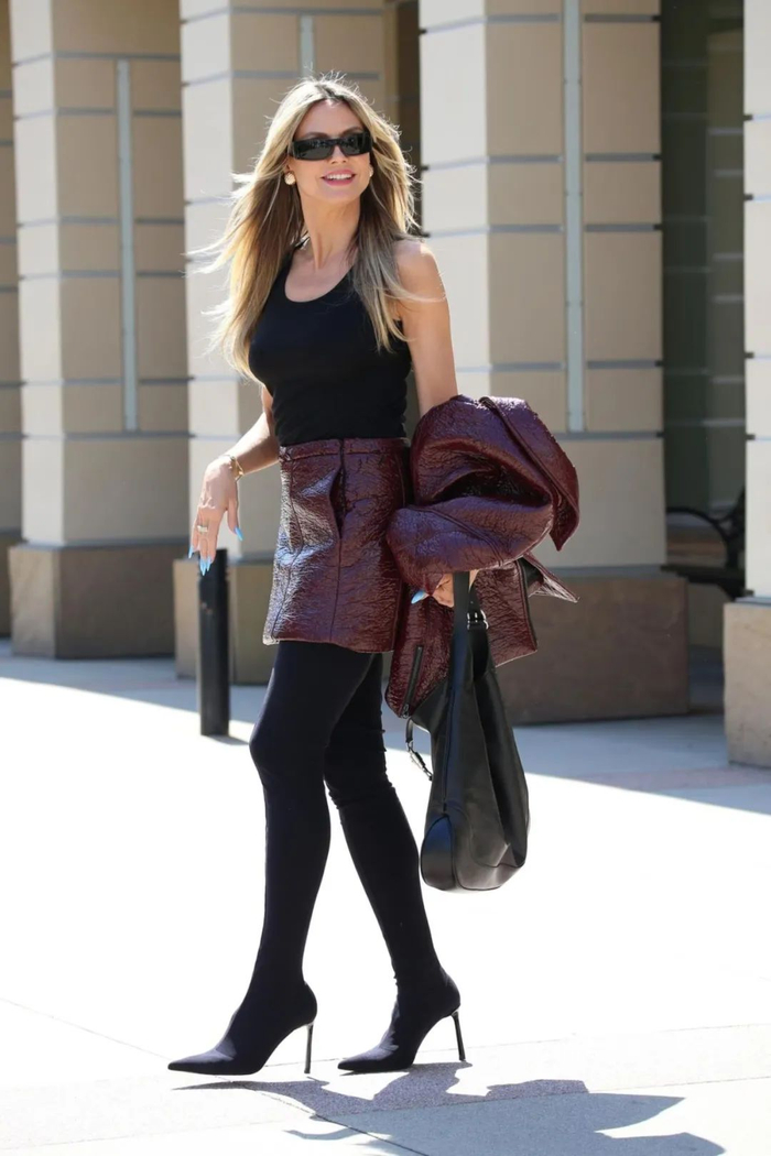 王子文这一套,远看还以为是贝嫂,这期还有耐看的高圆圆!