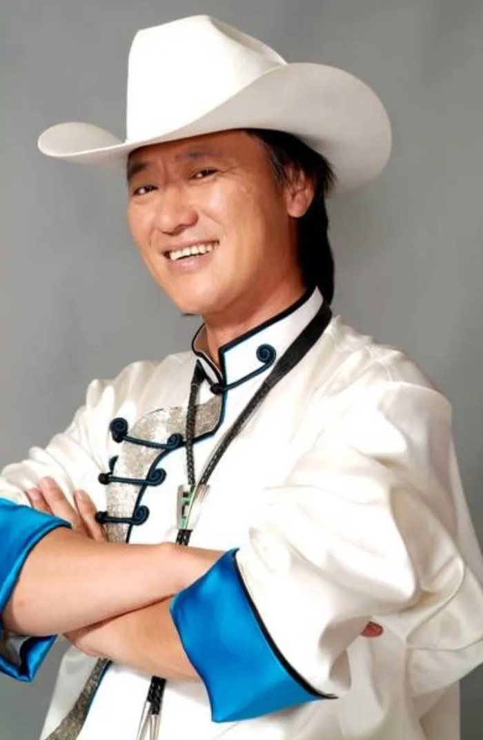 吉祥三宝现状:父亲早已去世,女儿远嫁韩国生子,母亲孤