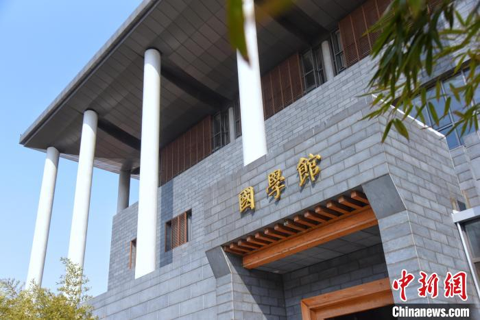 针对上述疑问,中国人民大学国学院副院长吴洋近日接受中新社记者专访