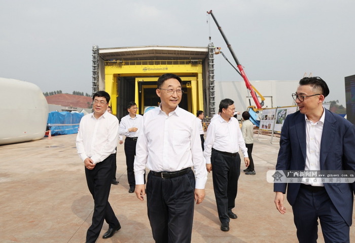 刘宁深入贵港桂平市调研