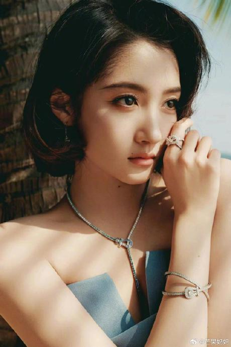 关晓彤这个短发真的剪得好成功!