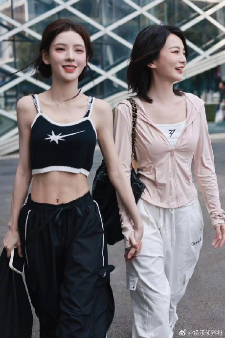 感觉张予曦吴恙的同框好nice,两个人的颜值还是比较在线的…|吴恙