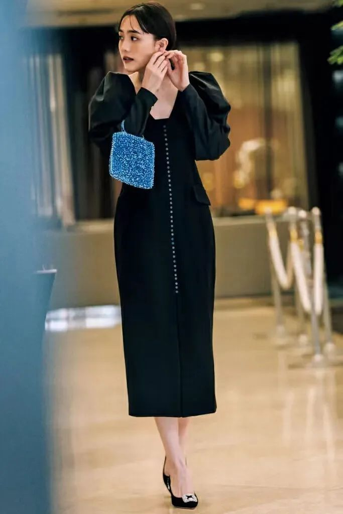 wearnow职场周搭│宋佳唐嫣爱不释手的彩色包安排