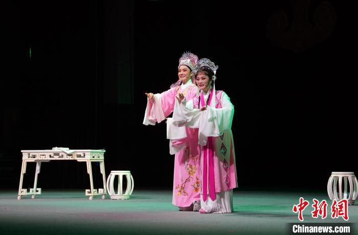 福建芳华越剧院经典剧目《玉蜻蜓》赴浙江温岭展演|越剧|福建省|戏迷