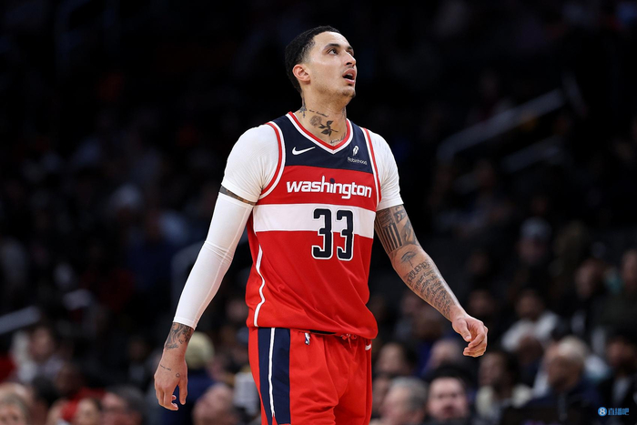 库兹马前三节12中3末节6中4 全场拿到16分9板5助|奇才|库兹马_新浪