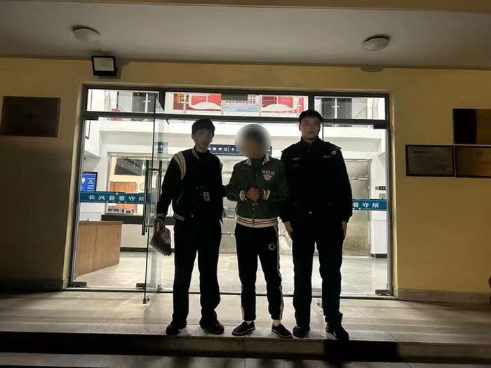 假热情真套路请客变盗窃