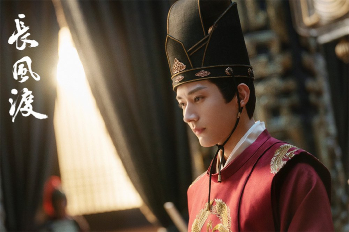 看那颗星星正在发光