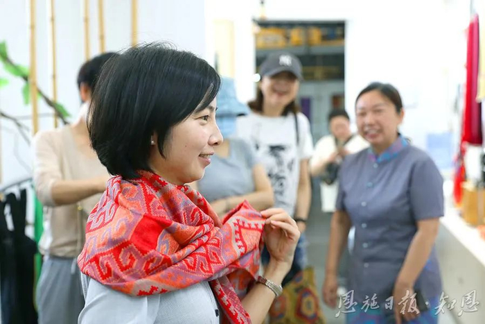 还得是"土创"|土家族_新浪新闻