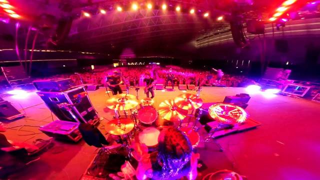 摇滚现场超话现场直击3月16日前slipknot鼓手jayweinberg与suicidal