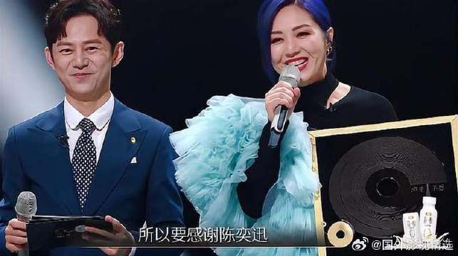 杨千嬅演唱的陈奕迅的《无条件》! 成功入围声生不息首个金曲奖