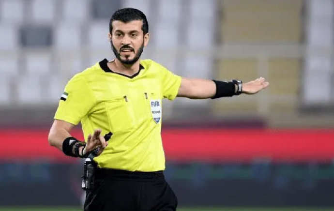 博主:阿联酋裁判组将执哨国足主场对阵新加坡的比赛|国足|阿联酋