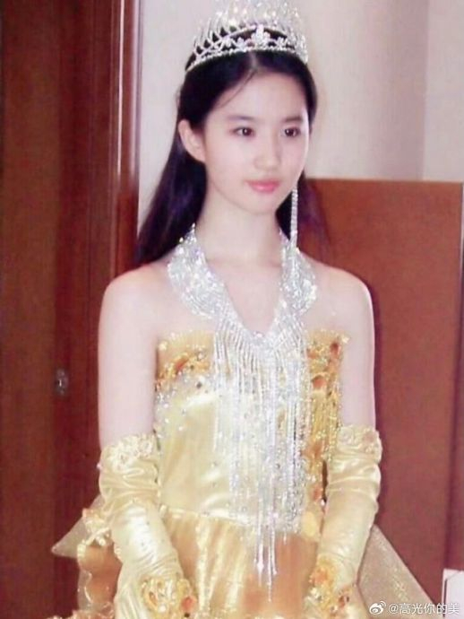 冷知识:金鹰女神是为了她举办的|刘亦菲|金鹰_新浪新闻