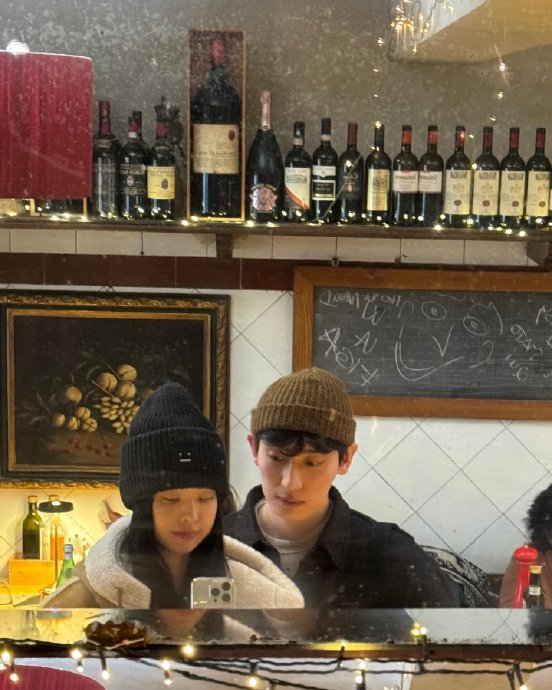 尹博不仅去年就结婚了,还天天和嫂子秀恩爱|尹博_新浪新闻