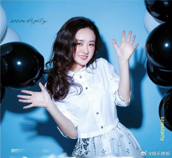 赵丽颖漂亮的像洋娃娃67 可爱的颖宝,好想rua|赵丽颖_新浪新闻