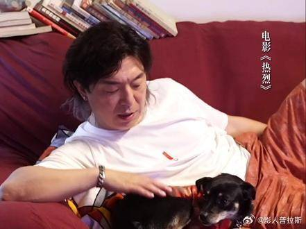 第10秒的小细节被黄渤深深暖到