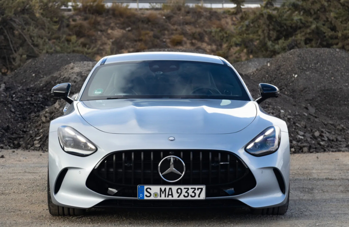 帅的奔驰amggt63gt55最新款曝光确认发售