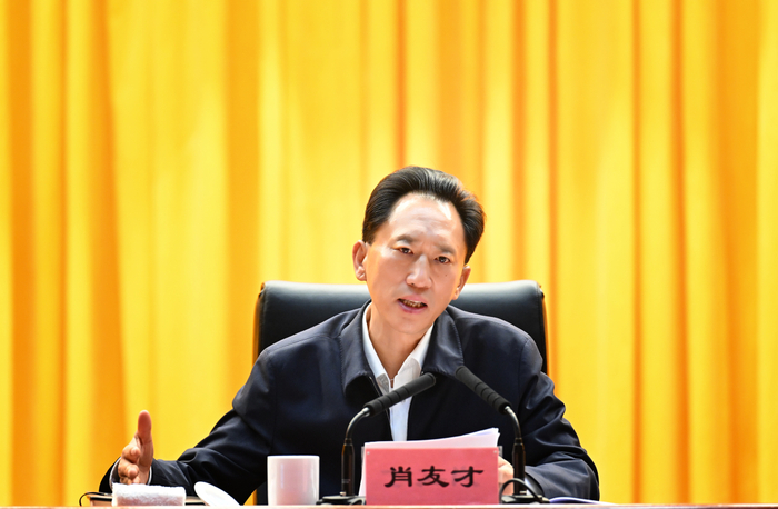 3月25日上午，拉萨市推进全域旅游发展动员大会召开，自治区党委常委、拉萨市委书记肖友才出席并讲话。