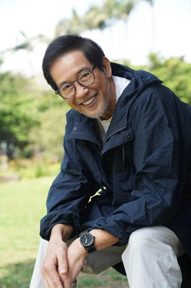 77岁秦汉复出拍戏,最新照片憔悴苍老变了模样,疑为角色刻意扮老|秦汉