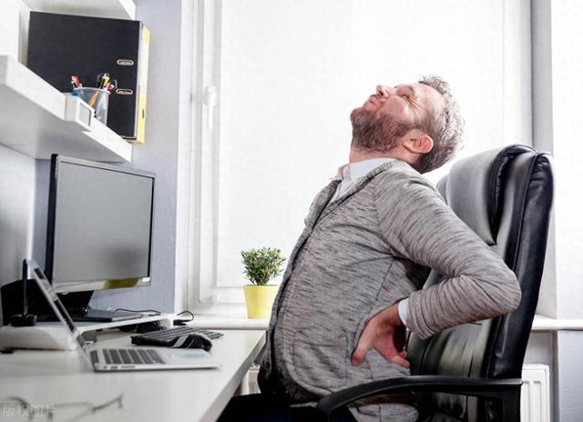 长期久坐不动,缺乏适当的运动和活动,会导致膝盖