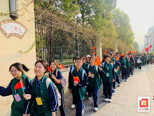 富顺一中开展2024年远足拉练活动