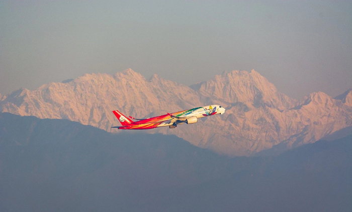 今早成都人的朋友圈太浪漫|雪山|成都|朋友圈_新浪新闻