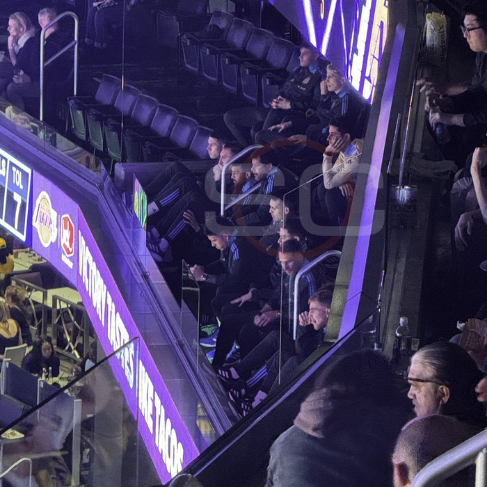 劳塔罗,加纳乔等阿根廷国脚现场观战湖人比赛|湖人|劳塔罗|阿根廷