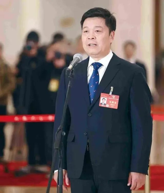 如何进一步深化文化和经济的交融互动韩保江委员谈了这些思考