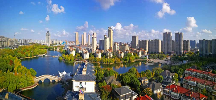 浅水湾公园如东县东临黄海,南濒长江,隶属江苏省南通市,全县户籍人口