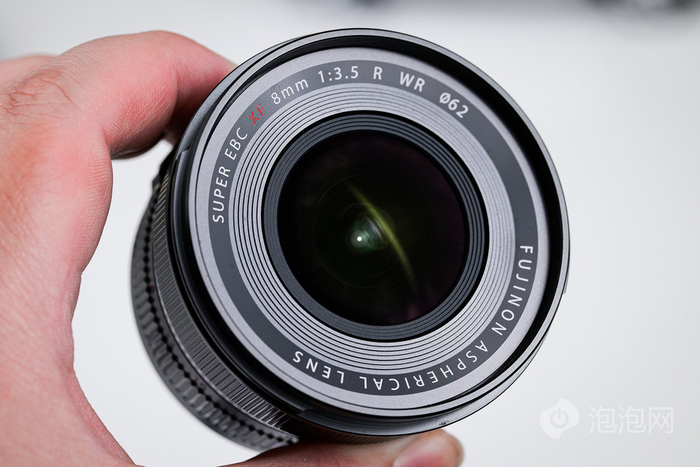 超广角镜头居然也能这么轻巧富士xf8mmf35rwr评测