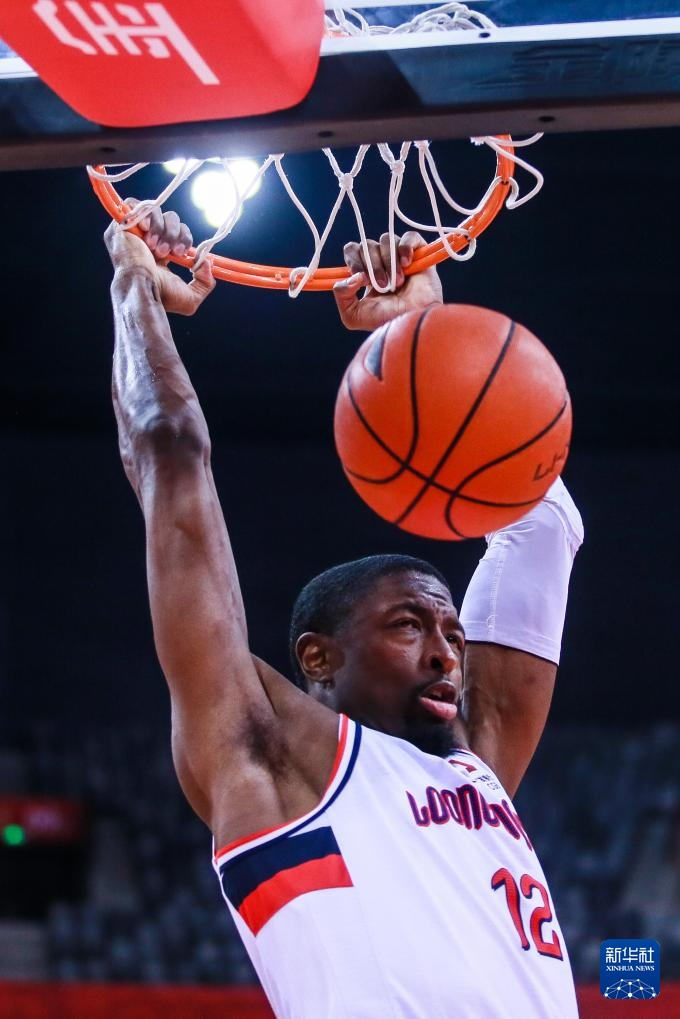 篮球——cba常规赛:广州龙狮胜深圳马可波罗|深圳马可波罗|广州龙狮