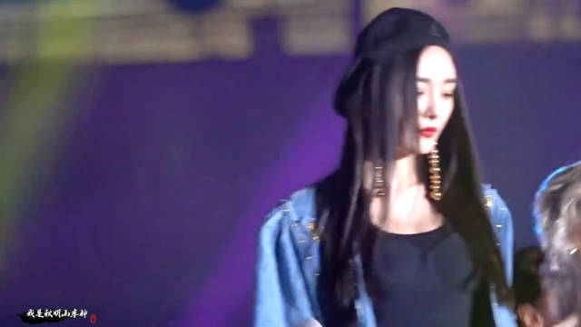 vip视角感受下杨幂的跨年演唱会现场,这首野狼disco堪称经典