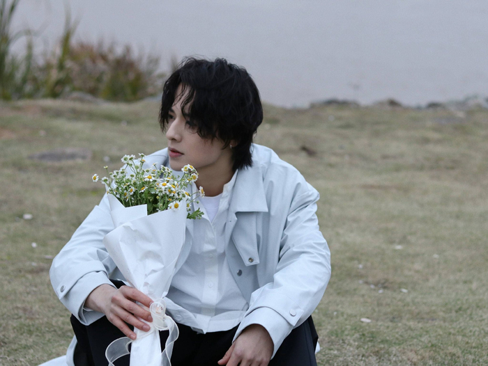 演员白澍发布新写真 清新文艺尽显少年感|水龙吟|白澍|写真_新浪新闻