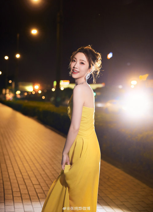 张纯烨,自己人生的大女主 她的主持风格和她本人的性格超级像…|张