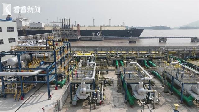 上海港,做大做强"海上加油站"|燃料油|上海港|加油站_新浪新闻