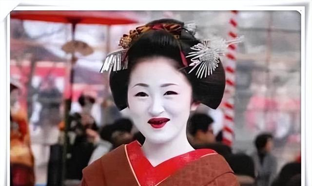 贵族的身份象征居然以一口黑牙来标榜|牙齿|日本_新浪新闻