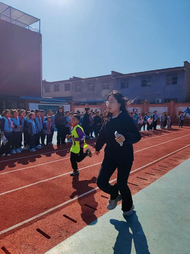 灞桥区赵庄小学师德师风宣传|姜婷|赵庄|灞桥区_新浪新闻