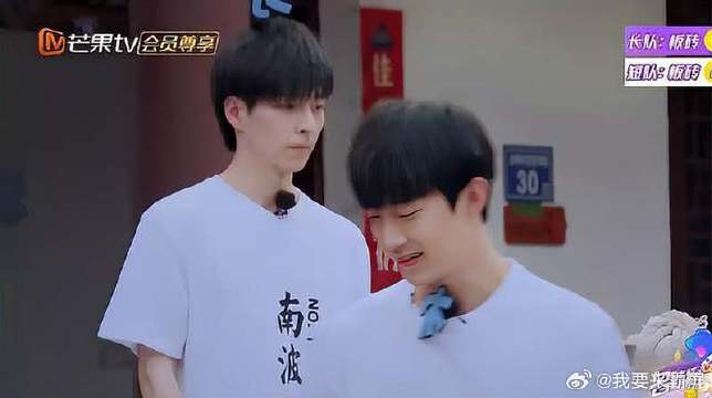 学霸齐思钧找平衡红蓝罗予彤稳住