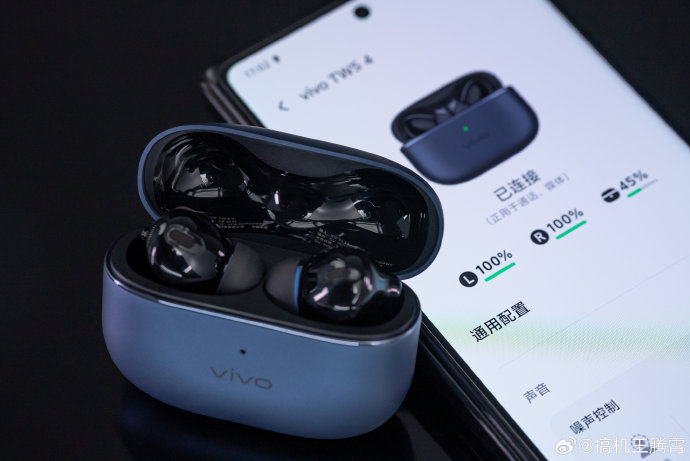 刚发的vivotws4图赏又被夹了那就索性再发一次吧微博夹的实在是厉害