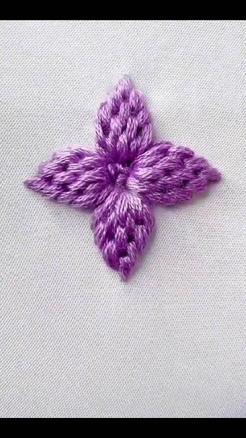 立体手工刺绣绣一朵好看的小花花真是心灵手巧啊试试看