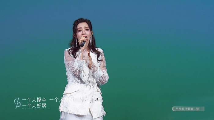 梁心颐的魅力值简直是满分!