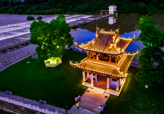 休宁县打造口袋公园推动城市品质提升