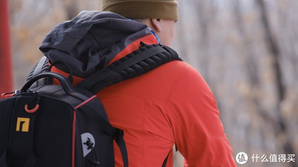 风雨无阻奔赴自然伯希和北极星冲锋衣