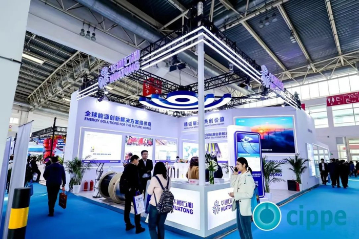 现场展示产品数量超万件400个国内外采购团集体亮相第