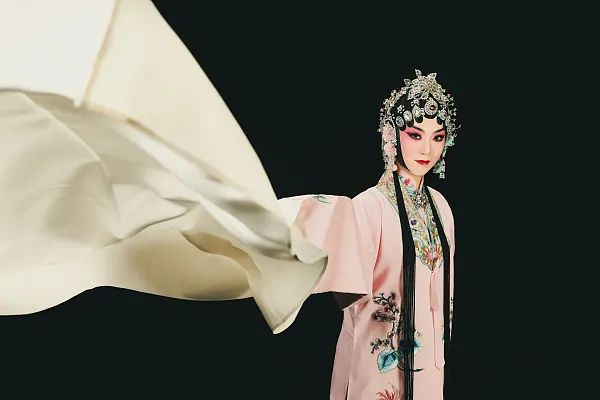 京剧表演。图源：视觉中国