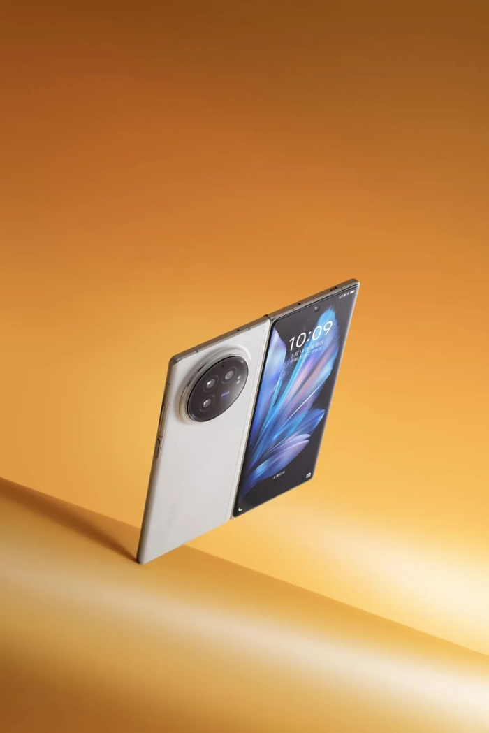 vivo黄韬:我们的目标是做一款爆一款|vivo|黄韬|折叠屏_新浪新闻