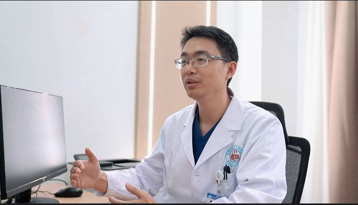 医生:捏住腹部脂肪4-5厘米都不算胖|腹部|手术|王鸥_新浪新闻