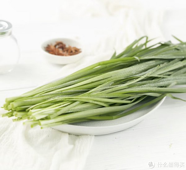 韭菜的营养与做法|韭菜|蔬菜|韭菜饺子_新浪新闻