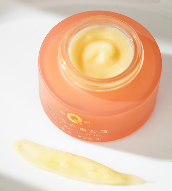 这款老国货的太奶奶就该发光发亮,一套水乳霜就能把【美白,淡斑,补水