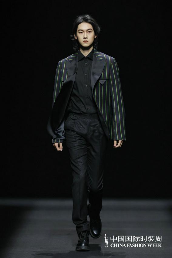 杉杉中国西服流行趋势发布迭变融创启序时尚新潮