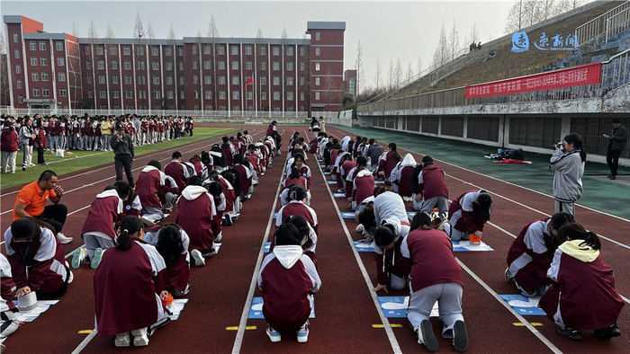 宿迁卫校开展2024京东宿迁马拉松医疗保障培训活动